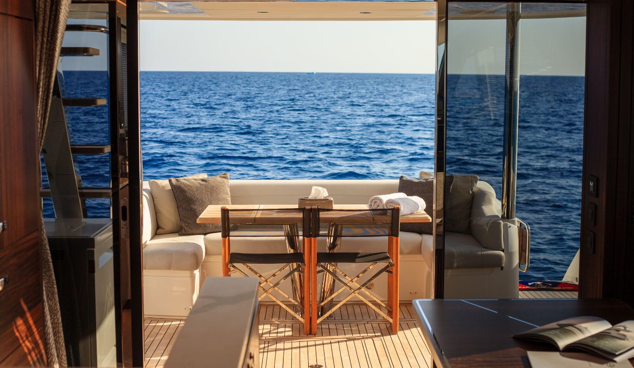 Boat room deck